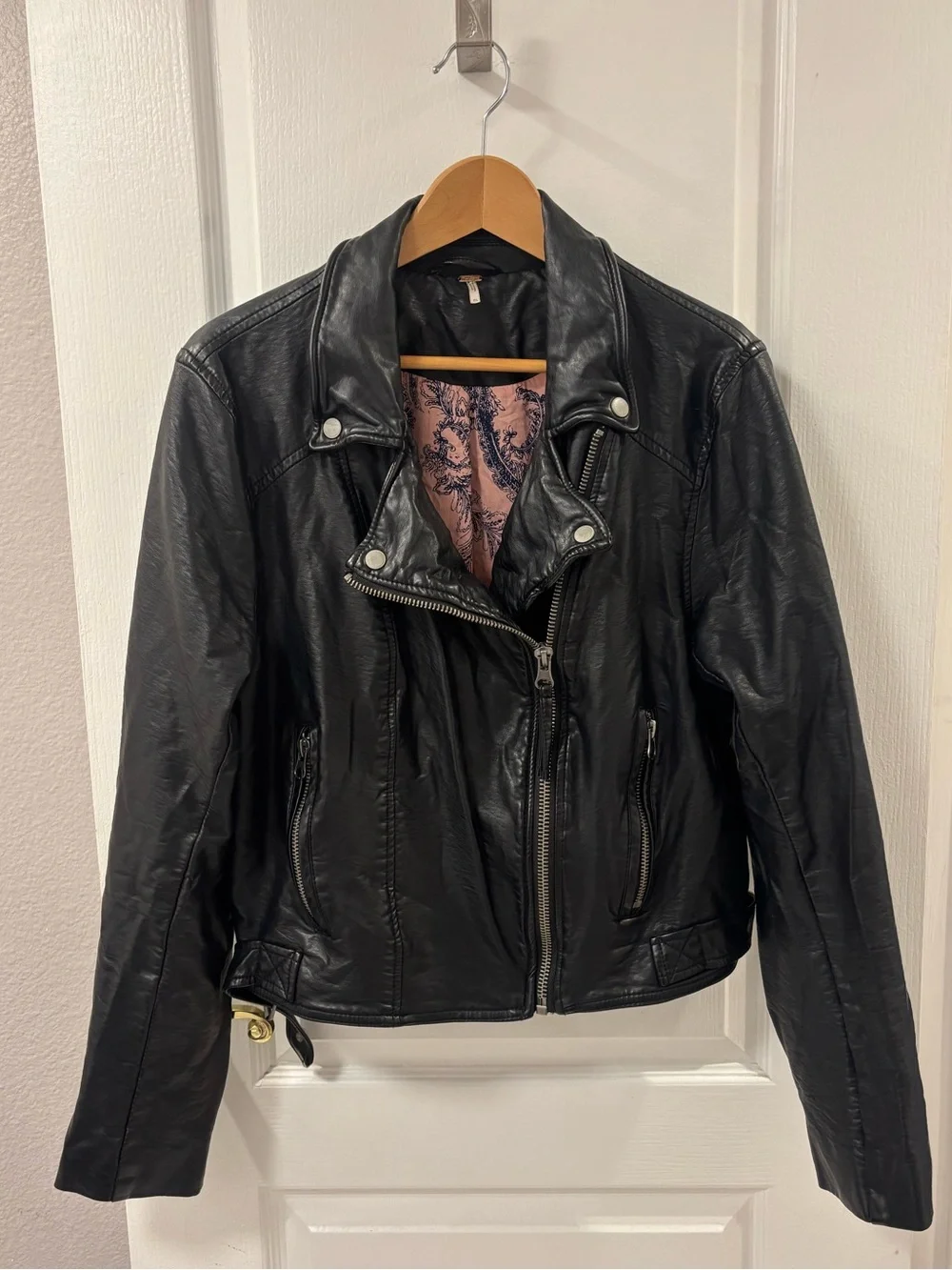 Free People Vegan Leather Black Classic Moto Jacket Red Paisley Lining Bikercore